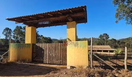 Casa com 4 dormitórios à venda, 350 m² por R$ 980.000,00 - Azurita - Mateus Leme/MG