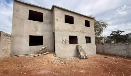 Casa com 3 dormitórios à venda por R$ 150.000 - Vale dos Araçás - Mateus Leme/MG