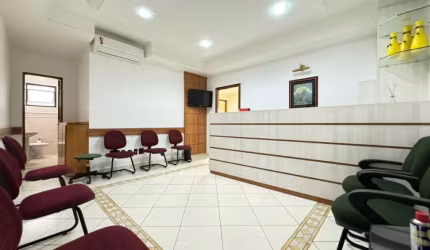 Conjunto comercial no Boqueirão