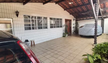 ÓTIMA CASA ISOLADA NO BOQUEIRÃO