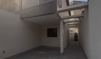 LINDO SOBRADO EM CONDOMÍNIO NA OCIAN