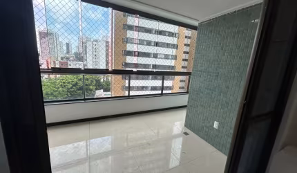EXCELENTE TRÊS QUARTOS CAMINHO DAS ÁRVORES