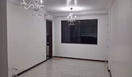 EXCELENTE TRÊS QUARTOS COSTA AZUL