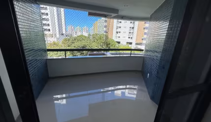 EXCELENTE QUATRO QUARTOS PITUBA