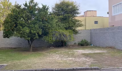 Terreno à venda com 170.24m² no bairro Ahú - CURITIBA / PR