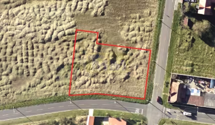 Terreno com 1958,77 m2 no Centro de Pinhais/PR