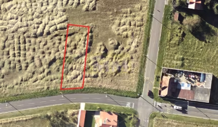 Terreno com 663,52 m2 no Centro de Pinhais/PR