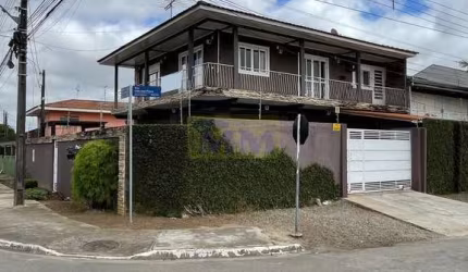 Sobrado 4 dormitórios à venda Maria Antonieta Pinhais/PR