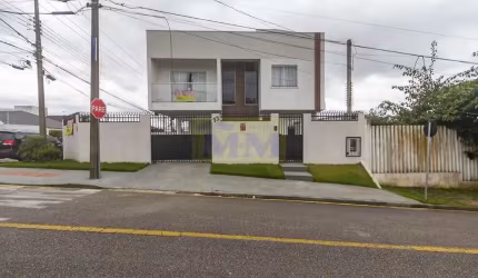 Sobrado 3 dormitórios à venda Centro Pinhais/PR