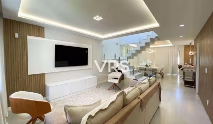 Casa com 4 dormitórios à venda, 204 m² por R$ 1.490.000,00 - Carlos Guinle - Teresópolis/RJ