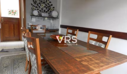 Casa com 2 dormitórios à venda, 87 m² por R$ 530.000,00 - Albuquerque - Teresópolis/RJ