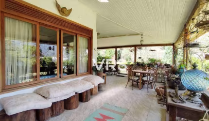 Casa com 5 dormitórios à venda, 345 m² por R$ 1.850.000,00 - Araras - Teresópolis/RJ