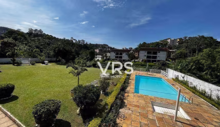 Casa com 5 dormitórios à venda, 380 m² por R$ 1.595.000,00 - Jardim Cascata - Teresópolis/RJ