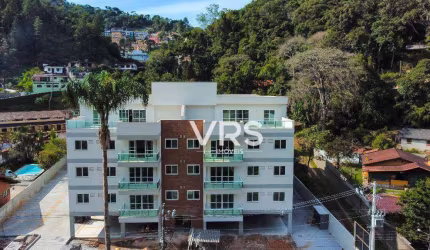 Apartamento com 2 dormitórios à venda, 93 m² por R$ 857.766,00 - Pimenteiras - Teresópolis/RJ
