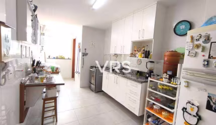 Apartamento com 1 dormitório à venda, 56 m² por R$ 390.000,00 - Agriões - Teresópolis/RJ