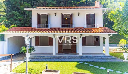 Casa com 5 dormitórios, 300 m² - venda por R$ 2.625.000,00 ou aluguel por R$ 21.694,80/mês - Comary - Teresópolis/RJ
