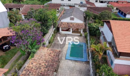 Casa com 3 dormitórios à venda, 186 m² por R$ 650.000,00 - Nossa Senhora de Fátima - Teresópolis/RJ