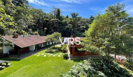 Casa com 5 dormitórios à venda, 289 m² por R$ 1.600.000,00 - Carlos Guinle - Teresópolis/RJ