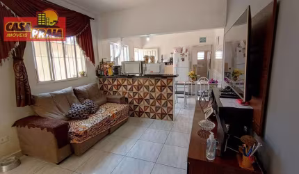 Casa em Mongaguá 2 quartos, 80 m² por R$ 220.000 - Balneário Jussara