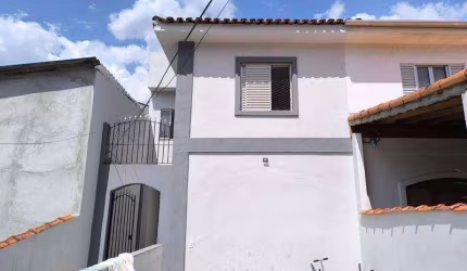 Casa com 1 dormitório para alugar, 55 m² - Vila das Belezas.