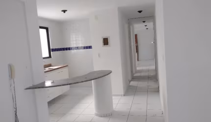 Apartamento no 3º andar no cond. Prícipe das Asturias