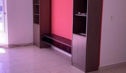 Apartamento no 4 andar no cond Nevada