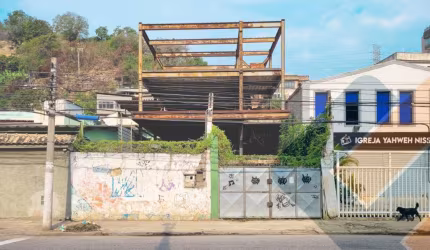 Terreno à venda em Santa Rosa, na Rua Noronha Torrezão.