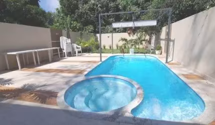 Casa a venda na Serra Grande.