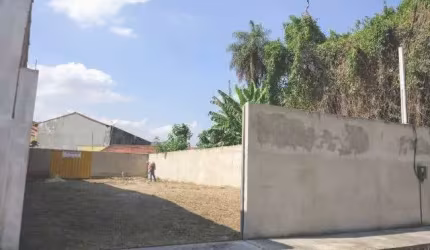 Terreno para alugar no Centro de Itaboraí, com 360m2.