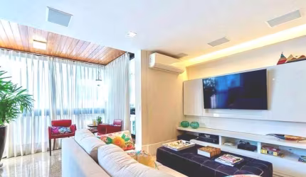Oportunidade Imperdível: Apartamento à Venda em Niterói-RJ, 4 Quartos, 2 Suítes, 2 Vagas, 120m² - Bairro Vital Brazil!