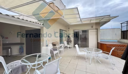 Cobertura de luxo em Icaraí, Niterói-RJ: 4 quartos, 3 suítes, 2 salas, 5 banheiros, 3 vagas e 280m² de área.