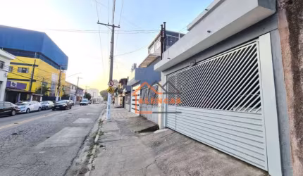 OPORTUNIDADE Rua Sabbado Dangelo, próximo a Estação Dom Bosco sobrado com 3 dormitórios à venda por R$ 549.000 - Itaquera - São Paulo/SP