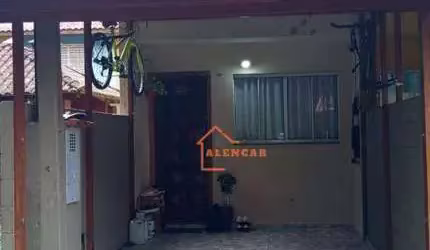 Sobrado com 2 dormitórios à venda, 70 m² por R$ 260.000,00 - Santo André - Santo André/SP