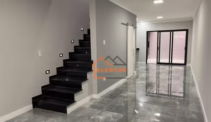 Sobrado com 3 dormitórios à venda, 158 m² por R$ 849.900,00 - Vila Carrão - São Paulo/SP