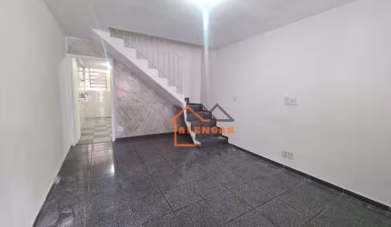 Sobrado com 3 dormitórios à venda, 100 m² por R$ 450.000,00 - Itaquera - São Paulo/SP