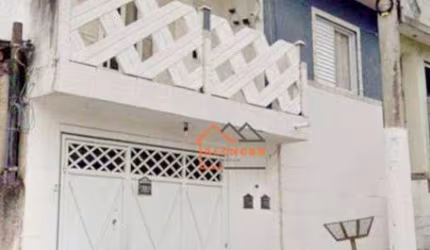 Sobrado com 3 dormitórios à venda, 110 m² por R$ 320.000,00 - Guaianases - São Paulo/SP