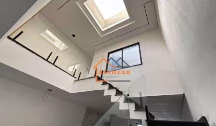 Sobrado com 3 dormitórios à venda, 211 m² por R$ 1.270.000,00 - Santo André - Santo André/SP