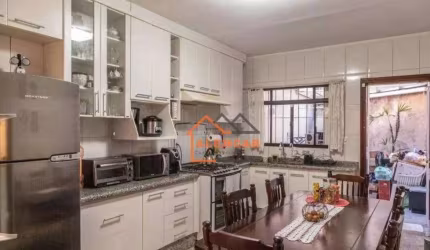 Sobrado com 3 dormitórios à venda, 120 m² por R$ 550.000,00 - Vila Guilhermina - São Paulo/SP