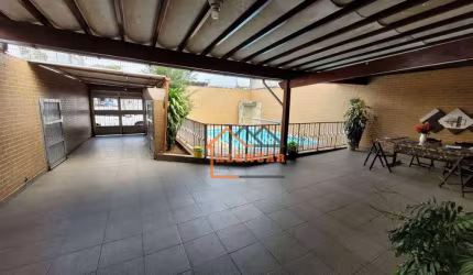 Casa com 3 dormitórios à venda, 200 m² por R$ 1.500.000,00 - Vila Nova York - São Paulo/SP