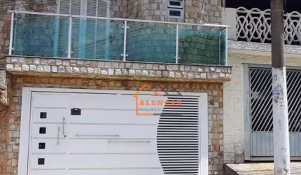 Sobrado com 3 dormitórios à venda, 180 m² por R$ 800.000,00 - Itaquera - São Paulo/SP