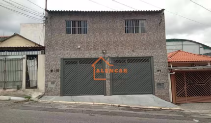 Sobrado com 5 dormitórios à venda, 221 m² por R$ 795.000,00 - Vila São Geraldo - São Paulo/SP