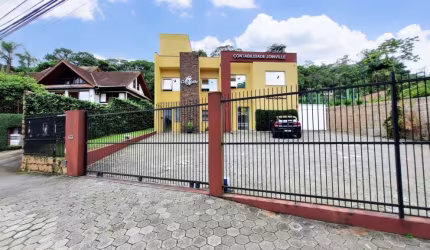 Sala para alugar, 148.56 m2 por R$4900.00  - Boa Vista - Joinville/SC