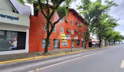 Loja para alugar, 313.73 m2 por R$6200.00  - Centro - Joinville/SC