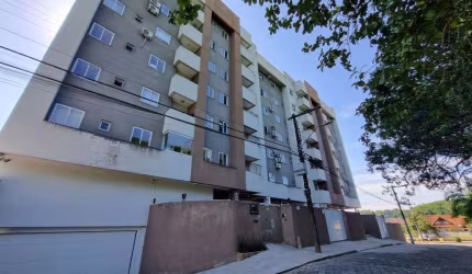 Apartamento com 2 quartos  para alugar, 53.31 m2 por R$2590.00  - Atiradores - Joinville/SC