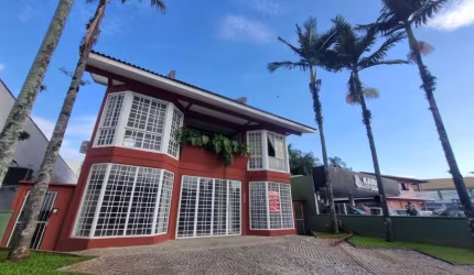 Apartamento com 1 quarto  para alugar, 35.00 m2 por R$1150.00  - Iririu - Joinville/SC