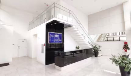 Sala para alugar, 48.00 m2 por R$2390.00  - Atiradores - Joinville/SC