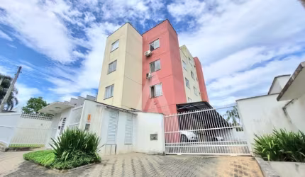 Apartamento com 2 quartos  para alugar, 49.75 m2 por R$1250.00  - Nova Brasilia - Joinville/SC