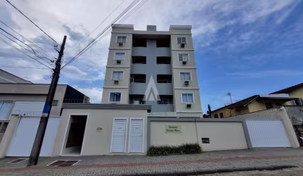 Apartamento com 1 quarto no Costa e Slva, próximo a rua Otto Pfuetzenreuter.
