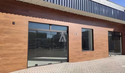 Galpão localizado no bairro Anita Garibaldi, com 454,00 m² de área, estacionamento rotativo