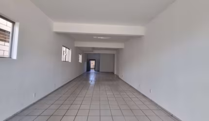 Loja para alugar, 158.20 m2 por R$5600.00  - Iririu - Joinville/SC